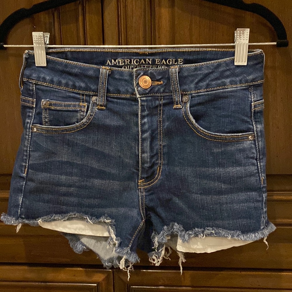 American eagle super stretch jean shorts size 4
